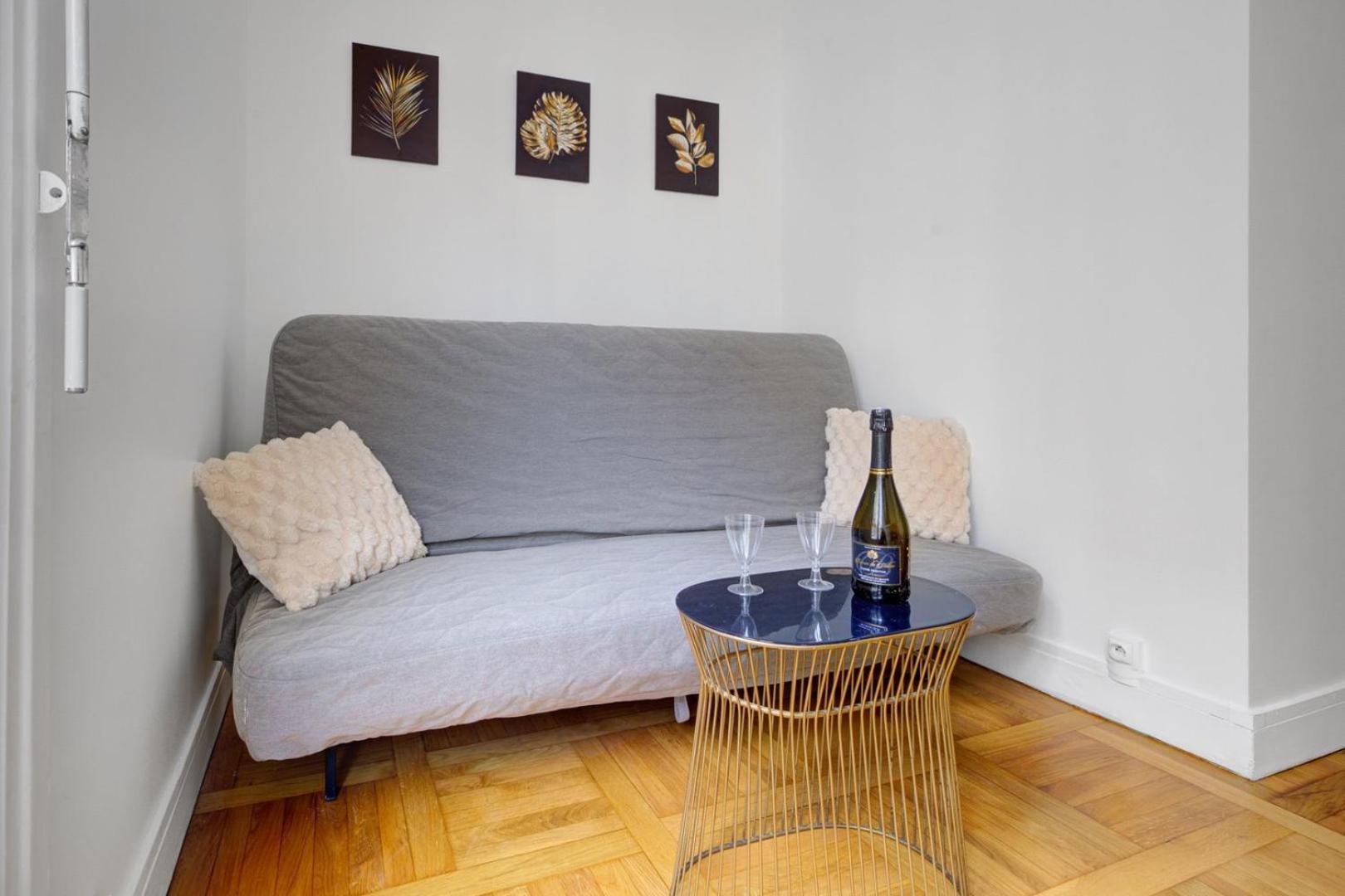 Bluestay 892 - Superb In Paris