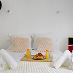 Bluestay 892 - Superb Apartment In Paris